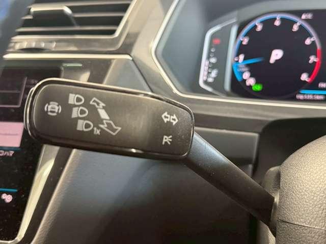 ティグアン Ｒ　４モーション　４ＷＤ　Ｒ専用ナパレザーシート＆クロームＰ　　　・シートヒーター・ハンドルヒーター・ＨＵＤ・パワーテールゲート・Ａｐｐｌｅｃａｒｐｌａｙ・ＡｎｄｒｏｉｄＡｕｔｏ・３６０度カメラ（25枚目）