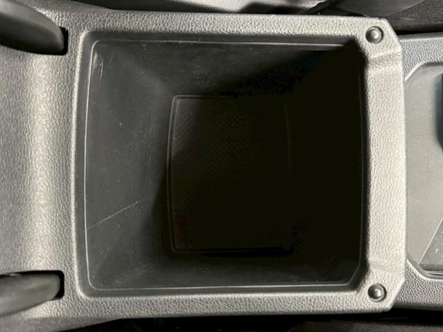 ティグアン Ｒ　４モーション　４ＷＤ　Ｒ専用ナパレザーシート＆クロームＰ　　　・シートヒーター・ハンドルヒーター・ＨＵＤ・パワーテールゲート・Ａｐｐｌｅｃａｒｐｌａｙ・ＡｎｄｒｏｉｄＡｕｔｏ・３６０度カメラ（33枚目）