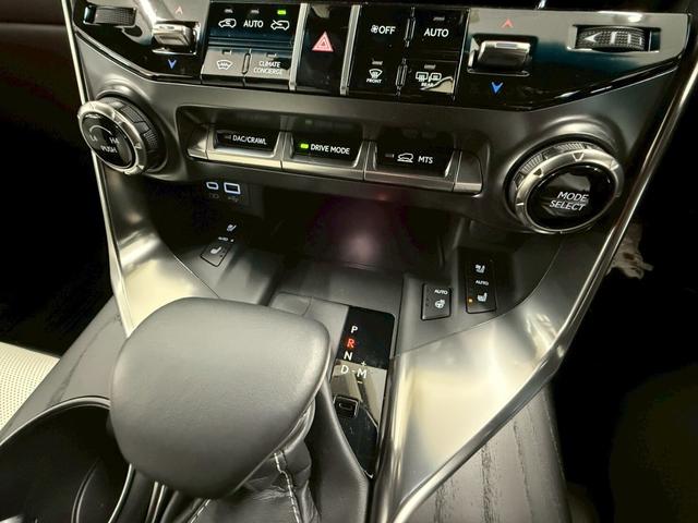 ＬＸ ＬＸ６００　４ＷＤ　モデリスタエアロ・セキュリティ・　　　マークレビンソン・リアエンターテイメント・クールボックス・ホワイト＆ダークセピア・デジタルインナーミラー・置き充電・ドラレコ前後（37枚目）
