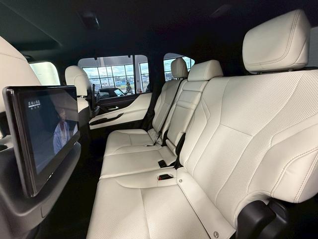 ＬＸ ＬＸ６００　４ＷＤ　モデリスタエアロ・セキュリティ・　　　マークレビンソン・リアエンターテイメント・クールボックス・ホワイト＆ダークセピア・デジタルインナーミラー・置き充電・ドラレコ前後（58枚目）