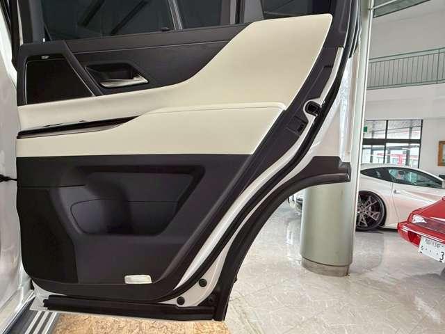 ＬＸ ＬＸ６００　４ＷＤ　モデリスタエアロ・セキュリティ・　　　マークレビンソン・リアエンターテイメント・クールボックス・ホワイト＆ダークセピア・デジタルインナーミラー・置き充電・ドラレコ前後（66枚目）