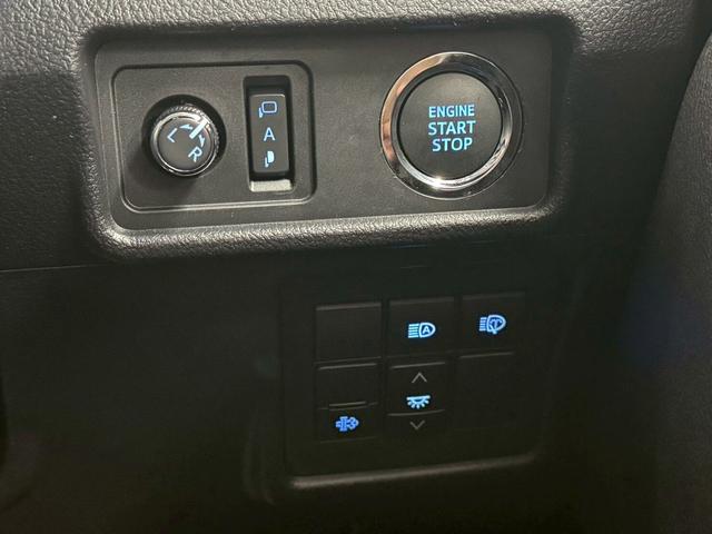 ランドクルーザープラド ＴＸ　Ｌパッケージ　マットブラックエディション　ディーゼルターボ　４ＷＤ　７人乗・メーカーナビ・３６０度カメラ・ウッドコンビステアリング・デジタルインナーミラー（31枚目）