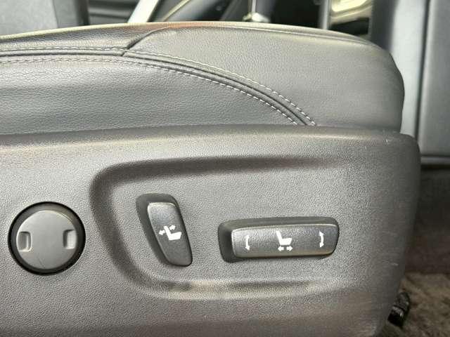 ランドクルーザープラド ＴＸ　Ｌパッケージ　マットブラックエディション　ディーゼルターボ　４ＷＤ　７人乗・メーカーナビ・３６０度カメラ・ウッドコンビステアリング・デジタルインナーミラー（43枚目）