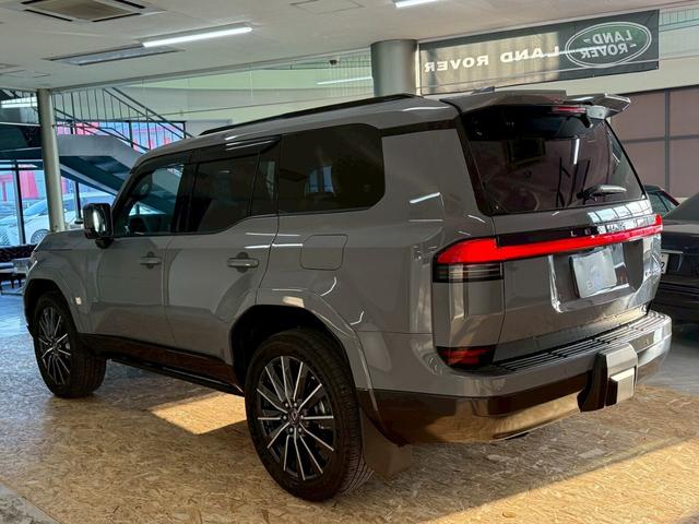 GX GX550 バージョンL 4WD マークレビンソン・フロントモデリスタエアロ・デジタルキー・パノラマルーフ・ドラレコ前後・ITSコネクト・クールボックス・HUD・全周囲カメラ・Applecarplay(10枚目)