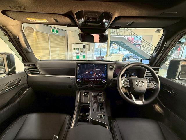 GX GX550 バージョンL 4WD マークレビンソン・フロントモデリスタエアロ・デジタルキー・パノラマルーフ・ドラレコ前後・ITSコネクト・クールボックス・HUD・全周囲カメラ・Applecarplay(25枚目)