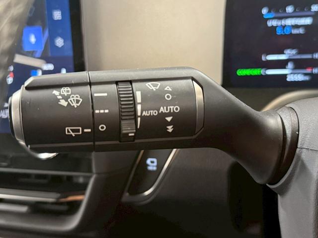 GX GX550 バージョンL 4WD マークレビンソン・フロントモデリスタエアロ・デジタルキー・パノラマルーフ・ドラレコ前後・ITSコネクト・クールボックス・HUD・全周囲カメラ・Applecarplay(27枚目)