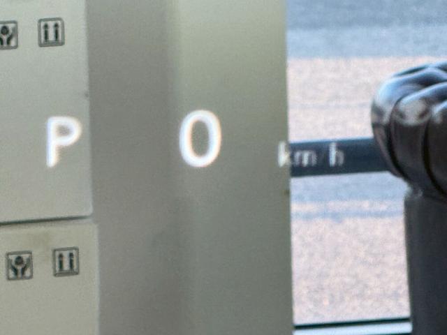 GX GX550 バージョンL 4WD マークレビンソン・フロントモデリスタエアロ・デジタルキー・パノラマルーフ・ドラレコ前後・ITSコネクト・クールボックス・HUD・全周囲カメラ・Applecarplay(32枚目)