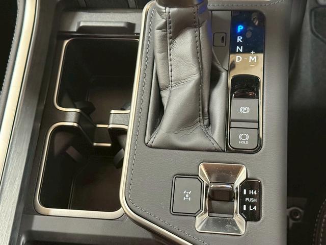 GX GX550 バージョンL 4WD マークレビンソン・フロントモデリスタエアロ・デジタルキー・パノラマルーフ・ドラレコ前後・ITSコネクト・クールボックス・HUD・全周囲カメラ・Applecarplay(34枚目)