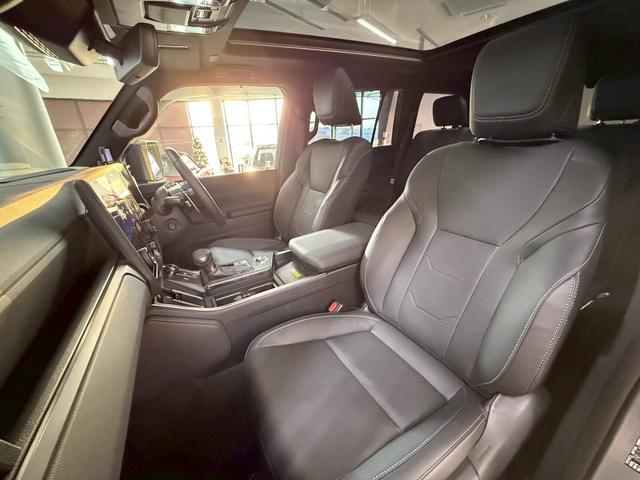 GX GX550 バージョンL 4WD マークレビンソン・フロントモデリスタエアロ・デジタルキー・パノラマルーフ・ドラレコ前後・ITSコネクト・クールボックス・HUD・全周囲カメラ・Applecarplay(49枚目)