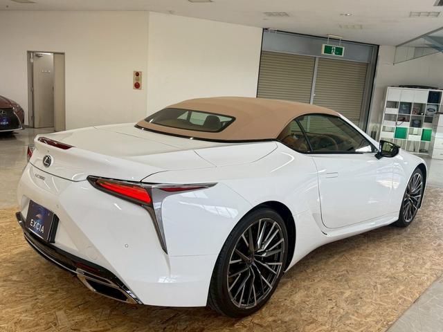 ＬＣ ＬＣ５００　ＩＴＳコネクト・カラーＨＵＤ・セミアリニン本革・アルカンターラメーターフード・３６０度カメラ・切削光輝＋スーパーグロス・ブラックメタリックＡＷ・Ａｐｐｌｅｃａｒｐｌａｙ（13枚目）