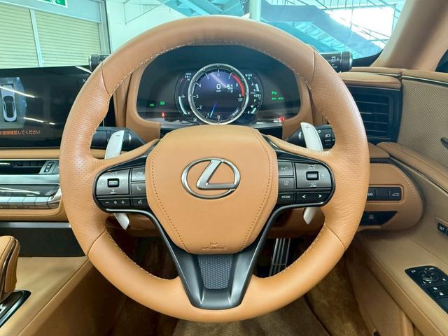 ＬＣ ＬＣ５００　ＩＴＳコネクト・カラーＨＵＤ・セミアリニン本革・アルカンターラメーターフード・３６０度カメラ・切削光輝＋スーパーグロス・ブラックメタリックＡＷ・Ａｐｐｌｅｃａｒｐｌａｙ（26枚目）