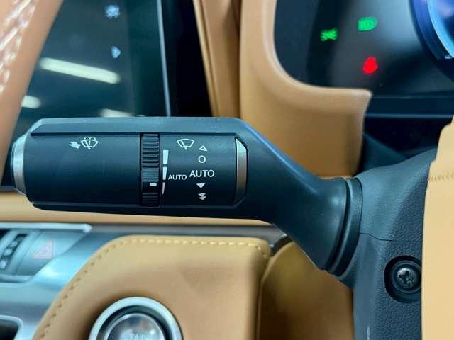 ＬＣ ＬＣ５００　ＩＴＳコネクト・カラーＨＵＤ・セミアリニン本革・アルカンターラメーターフード・３６０度カメラ・切削光輝＋スーパーグロス・ブラックメタリックＡＷ・Ａｐｐｌｅｃａｒｐｌａｙ（27枚目）