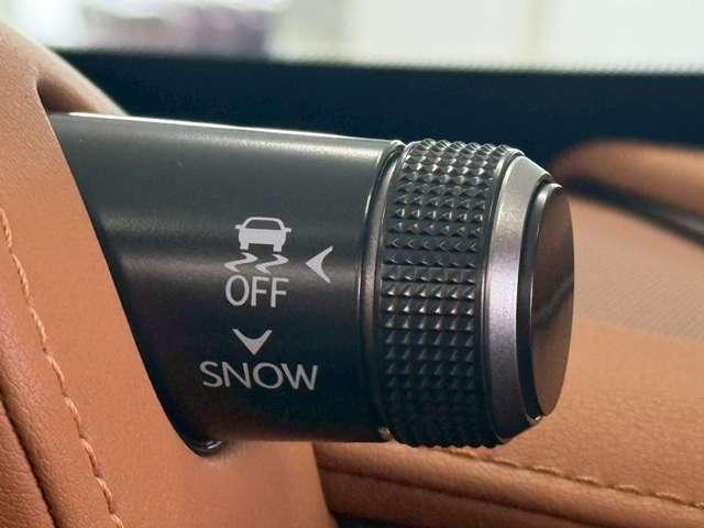 ＬＣ ＬＣ５００　ＩＴＳコネクト・カラーＨＵＤ・セミアリニン本革・アルカンターラメーターフード・３６０度カメラ・切削光輝＋スーパーグロス・ブラックメタリックＡＷ・Ａｐｐｌｅｃａｒｐｌａｙ（31枚目）