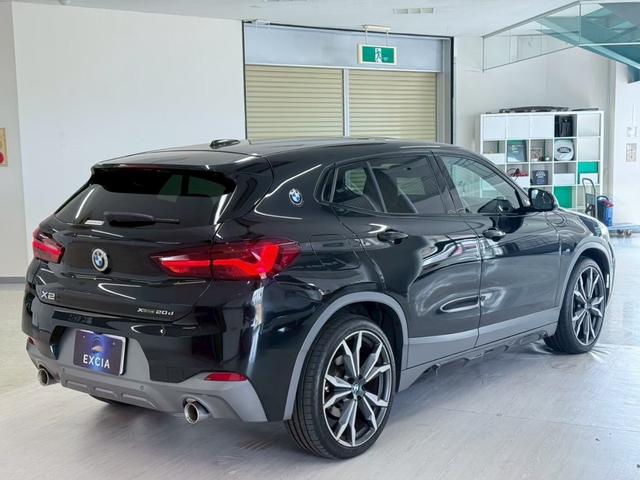 Ｘ２ ｘＤｒｉｖｅ　２０ｄ　ＭスポーツＸ　ディーゼルターボ　４ＷＤ　プラスＰ・パノラマガラスサンルーフ・ＨＵＤ・アダプティブＬＥＤヘッドライト・プロテクションガラス・Ｍライト　アロイ　ホイールダブルスポーク・茶革パワーシート・シートヒーター・ワイヤレス充電・ドラレコ（14枚目）
