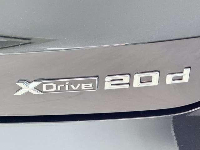 Ｘ２ ｘＤｒｉｖｅ　２０ｄ　ＭスポーツＸ　ディーゼルターボ　４ＷＤ　プラスＰ・パノラマガラスサンルーフ・ＨＵＤ・アダプティブＬＥＤヘッドライト・プロテクションガラス・Ｍライト　アロイ　ホイールダブルスポーク・茶革パワーシート・シートヒーター・ワイヤレス充電・ドラレコ（15枚目）