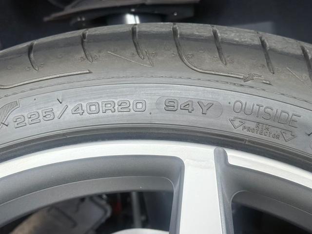 Ｘ２ ｘＤｒｉｖｅ　２０ｄ　ＭスポーツＸ　ディーゼルターボ　４ＷＤ　プラスＰ・パノラマガラスサンルーフ・ＨＵＤ・アダプティブＬＥＤヘッドライト・プロテクションガラス・Ｍライト　アロイ　ホイールダブルスポーク・茶革パワーシート・シートヒーター・ワイヤレス充電・ドラレコ（21枚目）