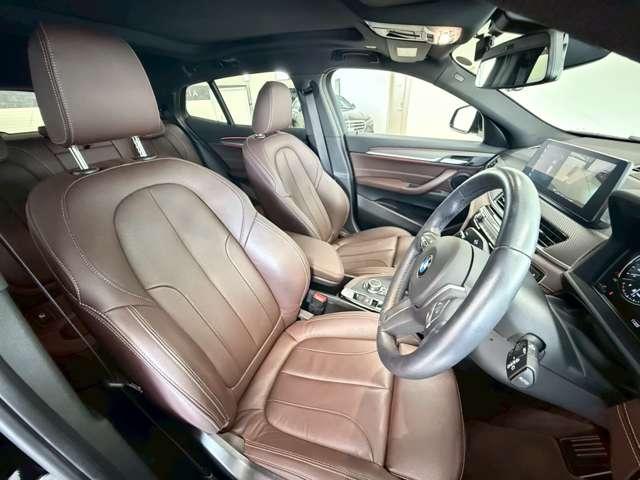 Ｘ２ ｘＤｒｉｖｅ　２０ｄ　ＭスポーツＸ　ディーゼルターボ　４ＷＤ　プラスＰ・パノラマガラスサンルーフ・ＨＵＤ・アダプティブＬＥＤヘッドライト・プロテクションガラス・Ｍライト　アロイ　ホイールダブルスポーク・茶革パワーシート・シートヒーター・ワイヤレス充電・ドラレコ（43枚目）