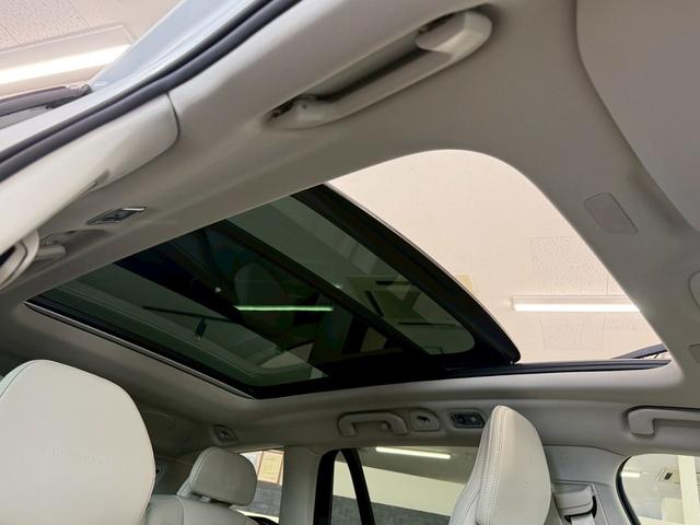 Ｖ６０ Ｔ５　インスクリプション　ハーマンカードン・パノラミックスライディングルーフ・白革シート＆ヒーター＆クーラー・ＢＳＭ・ＨＵＤ・レーンアシスト・全方位カメラ・社外デジタルインナーミラー・前後ドラレコ内臓・前席マッサージ付（36枚目）
