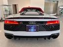 Ｖ１０クーペパフォマンス５．２ＦＳＩクワトロ　４ＷＤ　バング＆オルフセンオーディオ・ファインナッパレザースポーツシートリアビューカメラ・・セラミックブレーキグロスレッド・アウディパーキングシステム（10枚目）