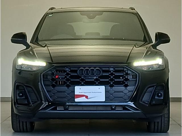 SQ5 ベースグレード レザーパッケージ パノラマサンルーフ アダプティブSスポーツエアサスペンション ブラック Audi rings & ブラックスタイリング プライバシーガラス コンフォートパッケージ(2枚目)