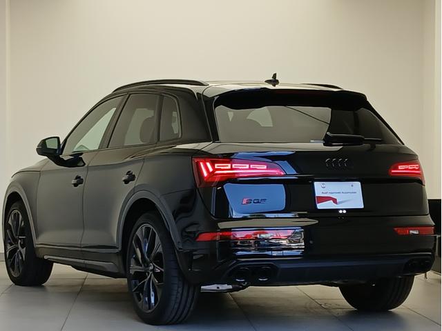 SQ5 ベースグレード レザーパッケージ パノラマサンルーフ アダプティブSスポーツエアサスペンション ブラック Audi rings & ブラックスタイリング プライバシーガラス コンフォートパッケージ(14枚目)
