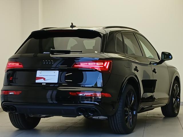SQ5 ベースグレード レザーパッケージ パノラマサンルーフ アダプティブSスポーツエアサスペンション ブラック Audi rings & ブラックスタイリング プライバシーガラス コンフォートパッケージ(19枚目)