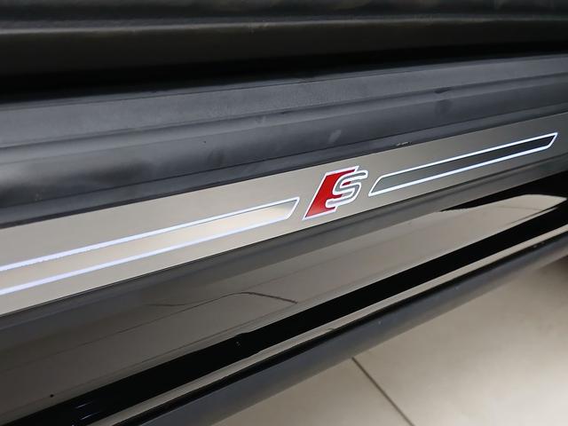 SQ5 ベースグレード レザーパッケージ パノラマサンルーフ アダプティブSスポーツエアサスペンション ブラック Audi rings & ブラックスタイリング プライバシーガラス コンフォートパッケージ(37枚目)