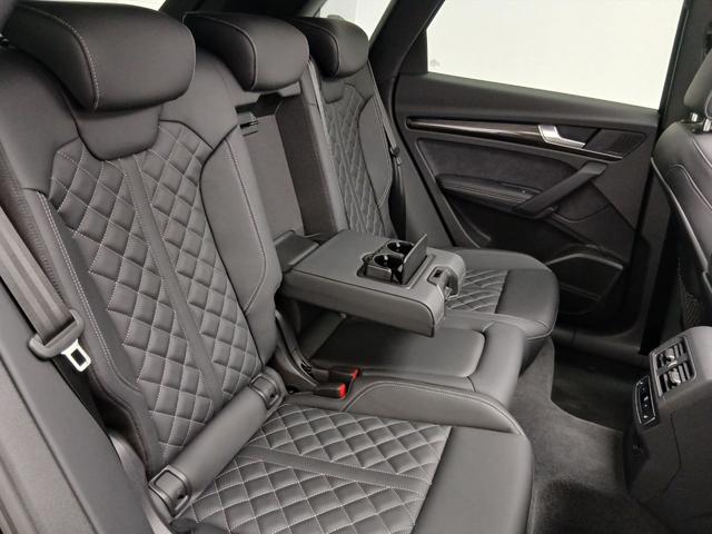 SQ5 ベースグレード レザーパッケージ パノラマサンルーフ アダプティブSスポーツエアサスペンション ブラック Audi rings & ブラックスタイリング プライバシーガラス コンフォートパッケージ(66枚目)
