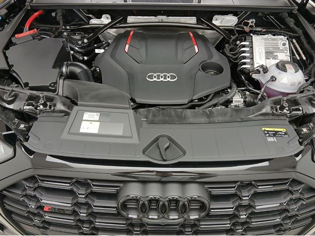 SQ5 ベースグレード レザーパッケージ パノラマサンルーフ アダプティブSスポーツエアサスペンション ブラック Audi rings & ブラックスタイリング プライバシーガラス コンフォートパッケージ(80枚目)