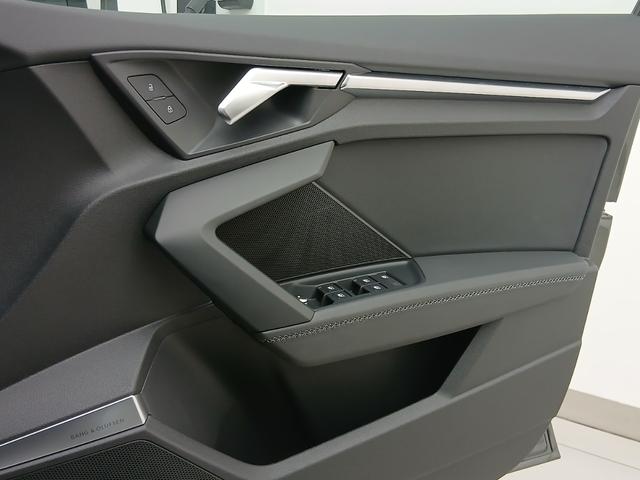 AUDI A3 SPORTBACK 30 TFSI S LINE