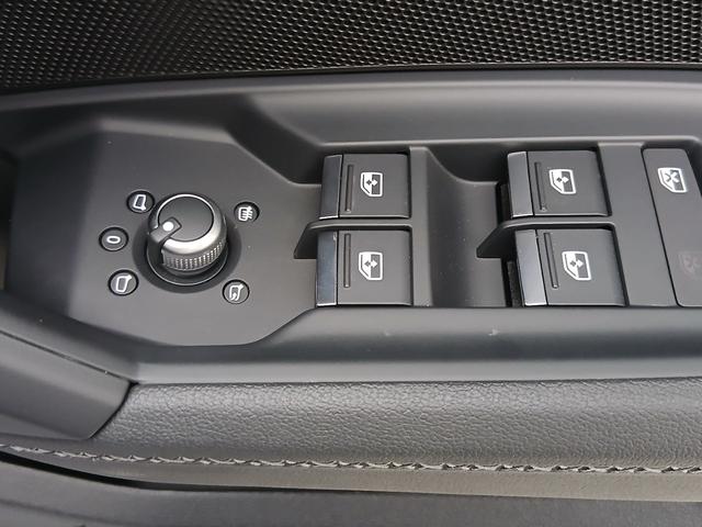 AUDI A3 SPORTBACK 30 TFSI S LINE