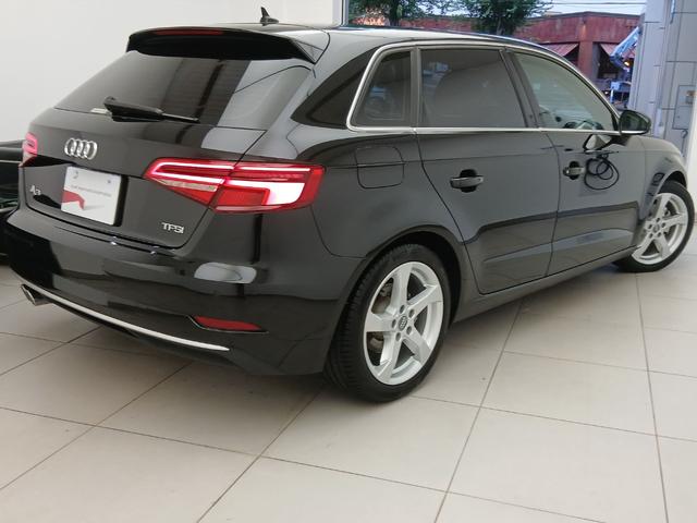 A3 スポーツバック1.4TFSI スポーツ パーシャルレザー バーチャルコックピット ラグジュアリーパッケージ リヤビューカメラ 電動調整機能  ナビゲーションシステム MMI ナビゲーションシステム アウディサウンドシステム(4枚目)