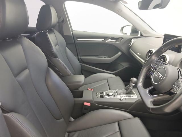 A3 スポーツバック1.4TFSI スポーツ パーシャルレザー バーチャルコックピット ラグジュアリーパッケージ リヤビューカメラ 電動調整機能  ナビゲーションシステム MMI ナビゲーションシステム アウディサウンドシステム(14枚目)