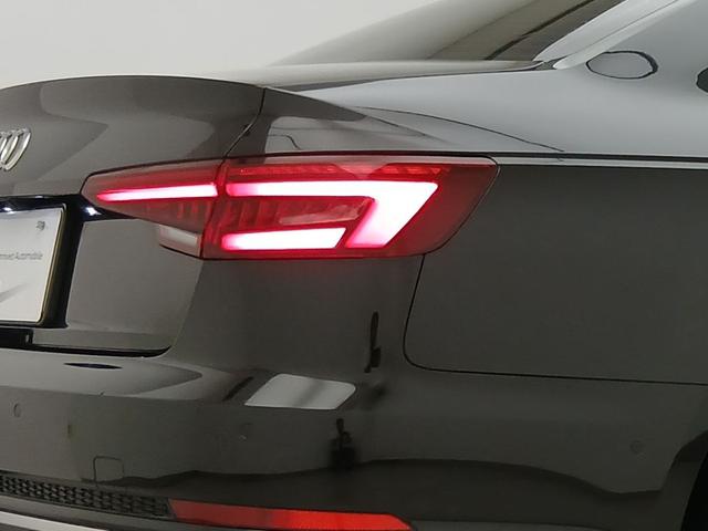 Ａ４ ３５ＴＦＳＩスポーツ　Ｓラインパッケージ　エクステリアパッケージ　Ｓ　ｌｉｎｅ　パッケージ　アシスタンスパッケージアンビエントライティング　バーチャルコックピット　フラットボトムステアリング　マトリクスＬＥＤヘッドライトパッケージ（55枚目）