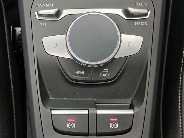 SQ2 ベースグレード Bang & Olufsen サウンドシステム アシスタンスパッケージ オートマチックテールゲート カラードブレーキキャリパー レッド ナビゲーションパッケージ バーチャルコックピット(20枚目)