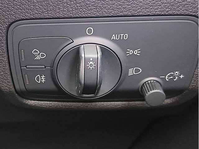 SQ2 ベースグレード Bang & Olufsen サウンドシステム アシスタンスパッケージ オートマチックテールゲート カラードブレーキキャリパー レッド ナビゲーションパッケージ バーチャルコックピット(24枚目)