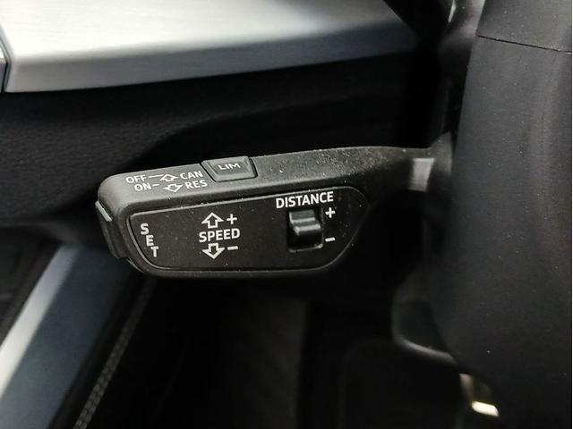 SQ2 ベースグレード Bang & Olufsen サウンドシステム アシスタンスパッケージ オートマチックテールゲート カラードブレーキキャリパー レッド ナビゲーションパッケージ バーチャルコックピット(44枚目)