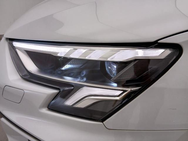 A3セダン 40TFSIクワトロ Sライン ナビゲーションパッケージ ラグジュアリーパッケージ S lineプラスパッケージ フロントシート電動調整機能 シートヒーター レーンアシスト/アダプティブクルーズアシスト(9枚目)