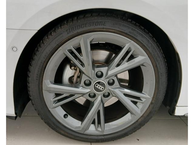 A3セダン 40TFSIクワトロ Sライン ナビゲーションパッケージ ラグジュアリーパッケージ S lineプラスパッケージ フロントシート電動調整機能 シートヒーター レーンアシスト/アダプティブクルーズアシスト(13枚目)