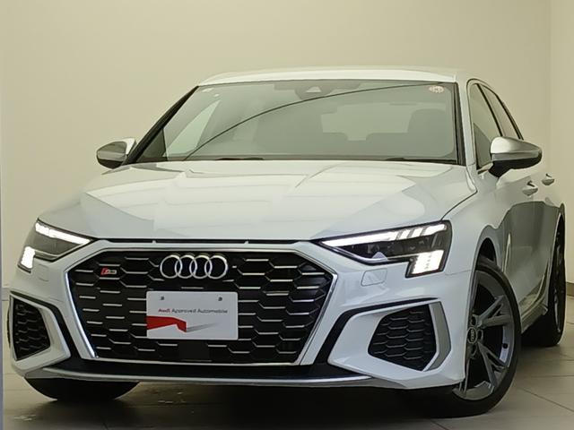 S3 スポーツバック ファインナッパレザー Bang & Olufsen 3Dサウンドシステム マトリクスLEDヘッドライト ダイナミックターンインディケーター プライバシーガラス カラードブレーキキャリパー レット(19枚目)