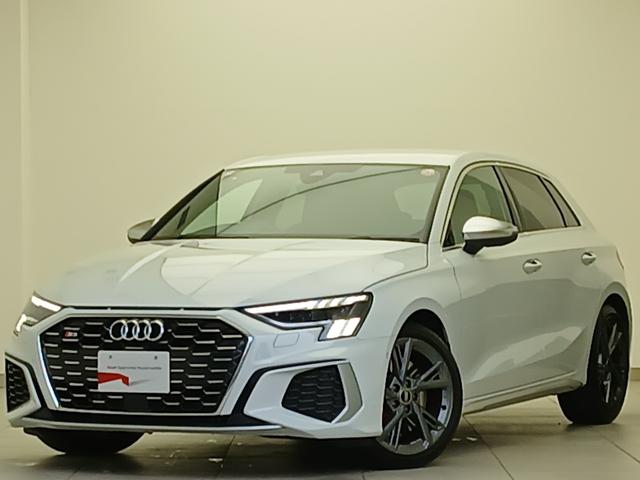 S3 スポーツバック ファインナッパレザー Bang & Olufsen 3Dサウンドシステム マトリクスLEDヘッドライト ダイナミックターンインディケーター プライバシーガラス カラードブレーキキャリパー レット(22枚目)