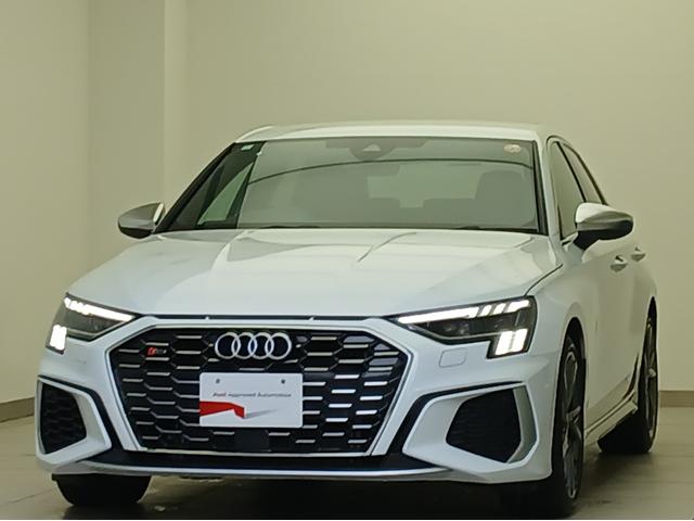 S3 スポーツバック ファインナッパレザー Bang & Olufsen 3Dサウンドシステム マトリクスLEDヘッドライト ダイナミックターンインディケーター プライバシーガラス カラードブレーキキャリパー レット(23枚目)