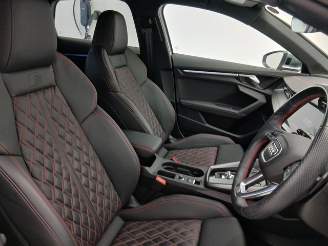 S3 スポーツバック ファインナッパレザー Bang & Olufsen 3Dサウンドシステム マトリクスLEDヘッドライト ダイナミックターンインディケーター プライバシーガラス カラードブレーキキャリパー レット(65枚目)