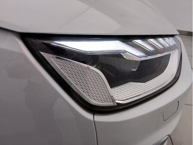 A4アバント 40TDIクワトロ Sライン アルミホイール 5Vスポークスターデザインマットチタンルック ポリッシュト (Audi Sport) コンフォートパッケージ S line plus パッケージ サラウンドビューカメラ/パークアシスト(7枚目)