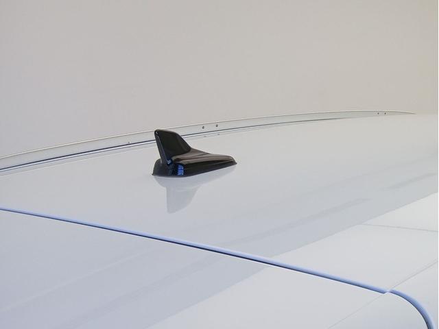 A4アバント 40TDIクワトロ Sライン アルミホイール 5Vスポークスターデザインマットチタンルック ポリッシュト (Audi Sport) コンフォートパッケージ S line plus パッケージ サラウンドビューカメラ/パークアシスト(30枚目)