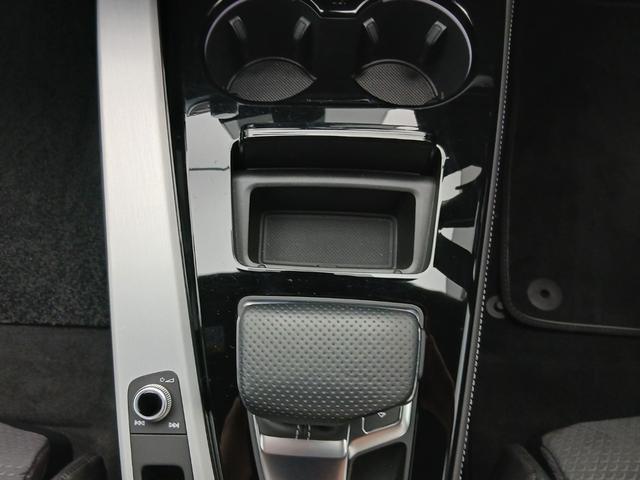 A4アバント 40TDIクワトロ Sライン アルミホイール 5Vスポークスターデザインマットチタンルック ポリッシュト (Audi Sport) コンフォートパッケージ S line plus パッケージ サラウンドビューカメラ/パークアシスト(41枚目)