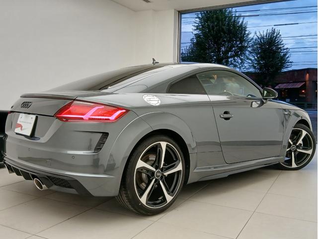 TTクーペ 40TFSI S line パッケージ コンフォートパッケージ アルミホイール 5 スポークブレードデザイン ブラック audi rings & ブラックハイグロススタイリングパッケージ TVチューナー(5枚目)