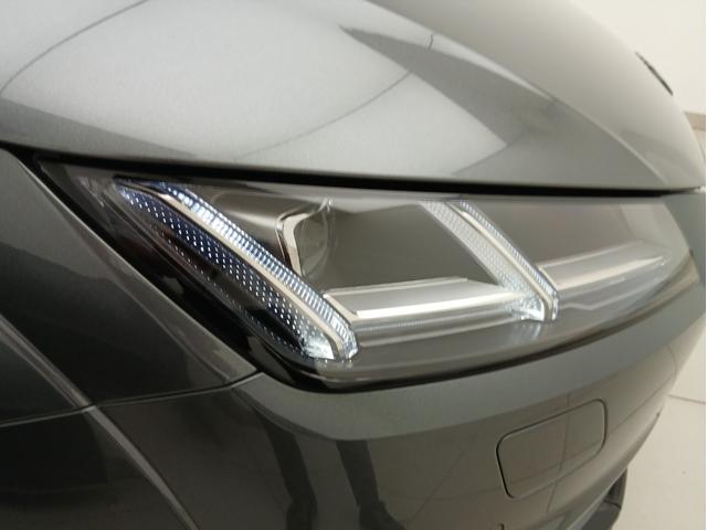 TTクーペ 40TFSI S line パッケージ コンフォートパッケージ アルミホイール 5 スポークブレードデザイン ブラック audi rings & ブラックハイグロススタイリングパッケージ TVチューナー(7枚目)