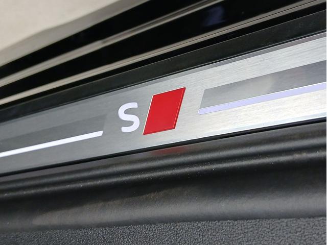 A5アバント TFSIクワトロ 150kW ラグジュアリーパッケージ パノラマガラスルーフ ARヘッドアップディスプレイ Bang&Olufsen ヘッドレストスピーカー MMIパッセンジャーディスプレイ シートベンチレーション(39枚目)