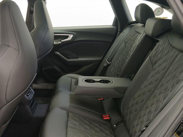 A5アバント TFSIクワトロ 150kW ラグジュアリーパッケージ パノラマガラスルーフ ARヘッドアップディスプレイ Bang&Olufsen ヘッドレストスピーカー MMIパッセンジャーディスプレイ シートベンチレーション(64枚目)